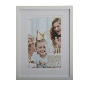 Memories 12x16 Inch White with 8x12 Inch Opening